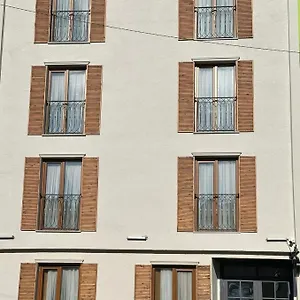 Sareban Отель
